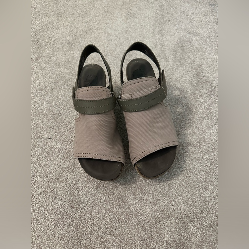 OTBT Waypoint Wedge Sandal